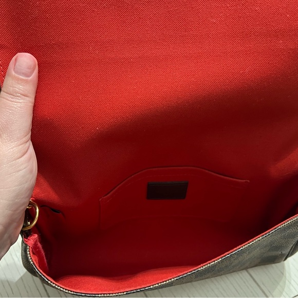 Louis Vuitton Favorite Handbag Damier Ebene MM - Picture 10 of 14